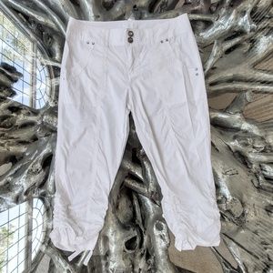 INC White Capri Crop Summer Lightweight Size 6